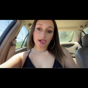 Meet your Posher, Zoe